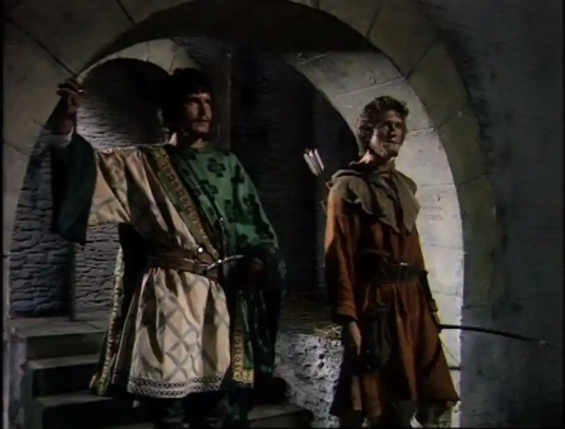 Will Scarlet shows Huntingdon Manor to Robin